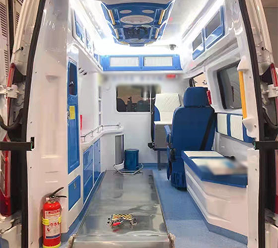 和田县车辆内部展示